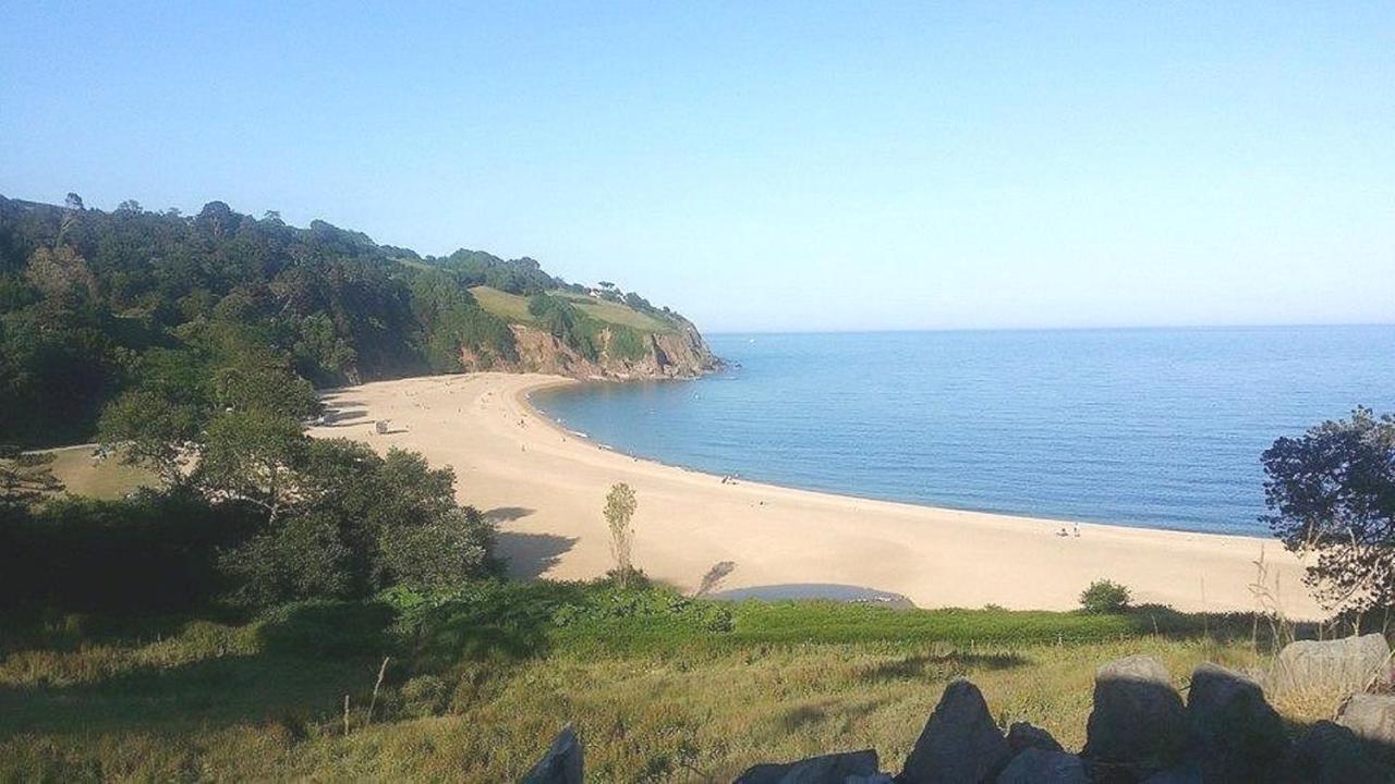 Holidays * Dartmouth